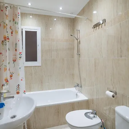 Apartament Enca Maria *